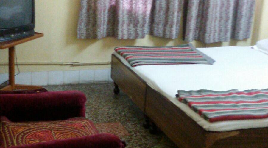 Hotel Vandana, Sagar 4